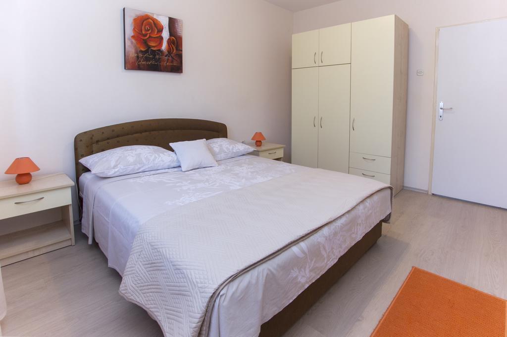 Tina Apartment *