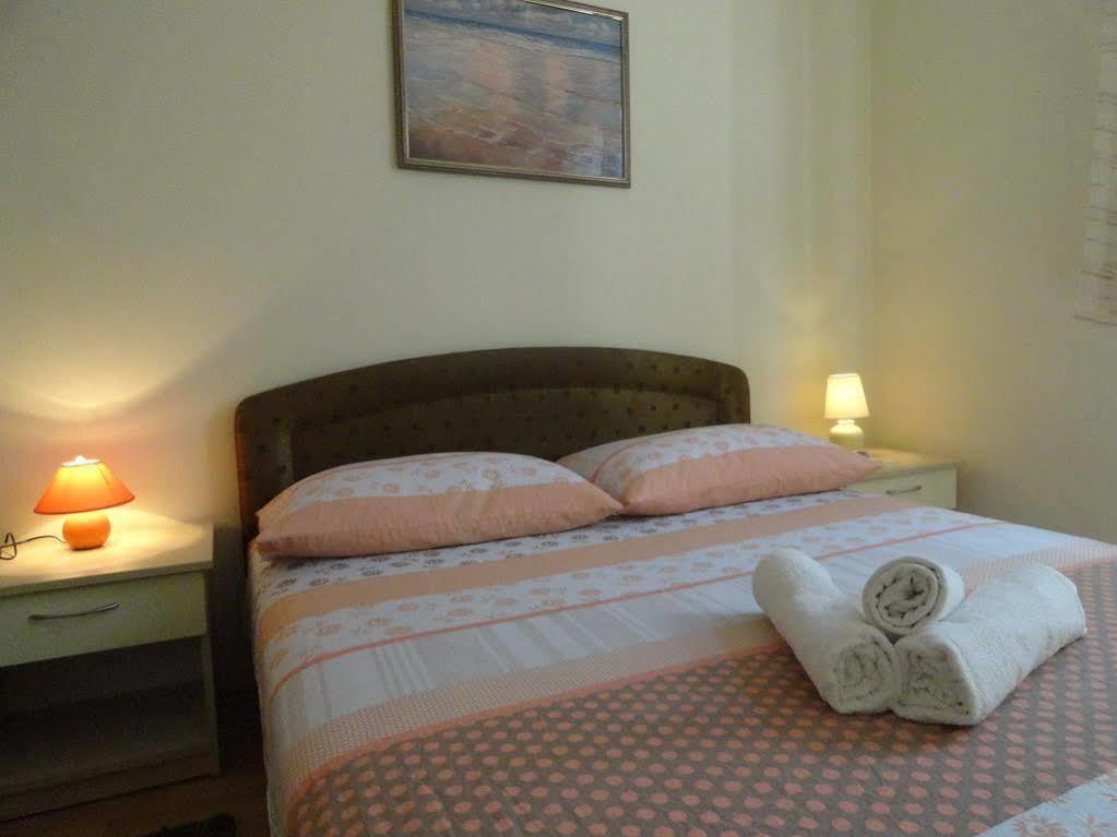 Apartment Tina Zadar